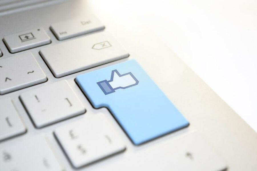 Jak zdobyć więcej polubień na Facebooku – praktyczny poradnik