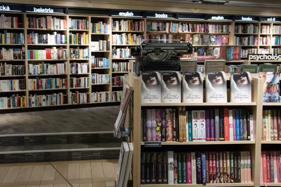 Jak znaleźć miejsce do sprzedaży książek