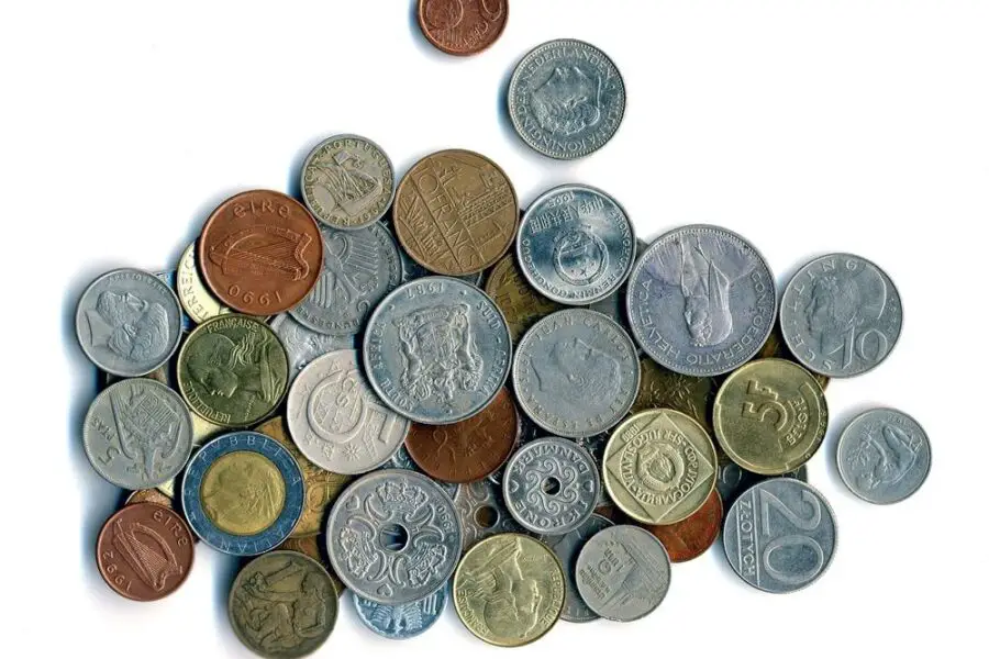 Gdzie najlepiej sprzedać monety i palety?