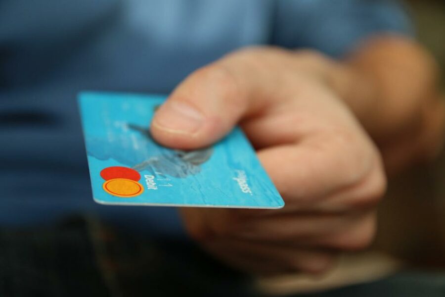 Jak płacić cło i korzystać z NFC: proste porady