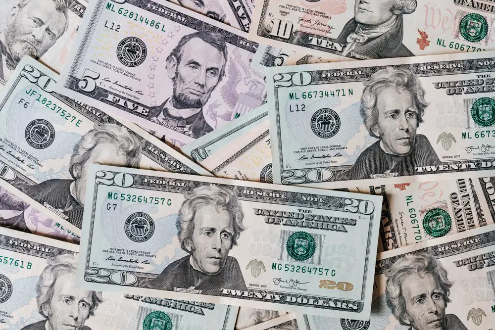 Ile kosztować będzie dolar w 2024? – prognozy i przewidywania