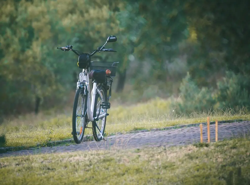 Jak przerobić swój rower na elektryczny – proste wskazówki i porady