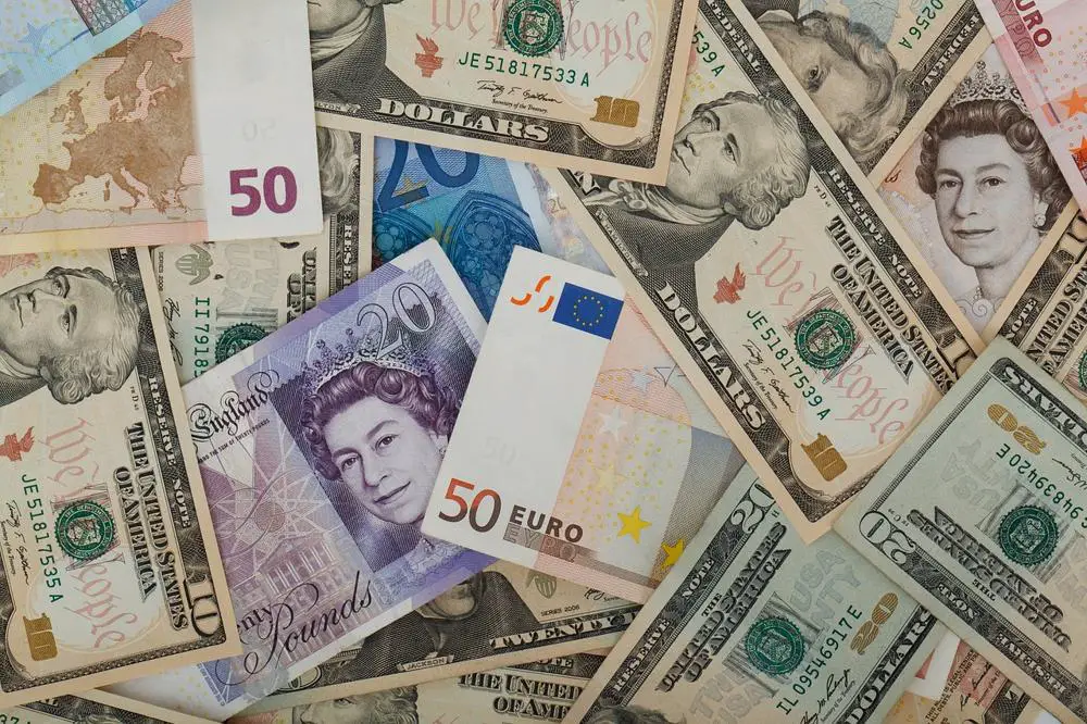 Co oznacza dla nas przyszłość waluty euro?