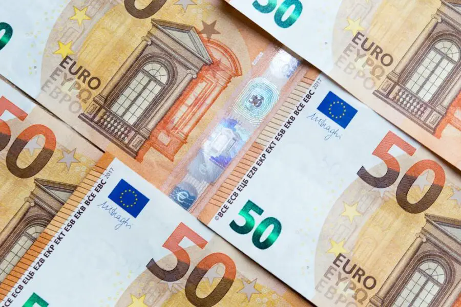 Cena euro: ile obecnie kosztuje jedno euro?