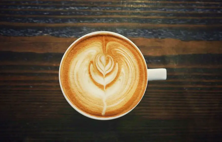 „Kawa Latte kontra Cappuccino: Jakie są różnice?”