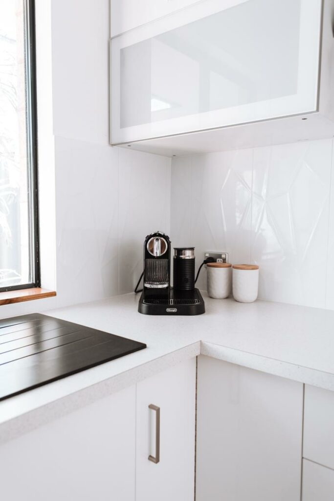 Jaka zmywarka 60 cm sprawdzi się w Twojej kuchni? Niezbędny przewodnik dla wyboru odpowiedniej zmywarki