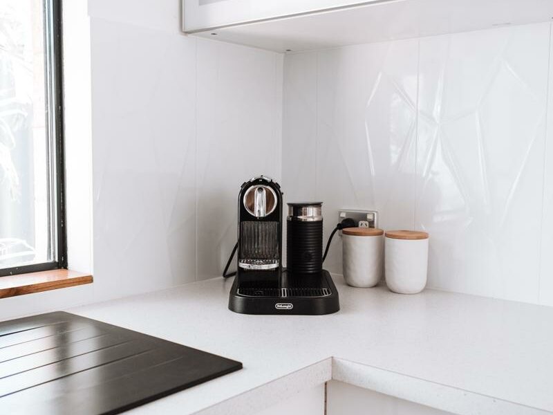 Jaka zmywarka 60 cm sprawdzi się w Twojej kuchni? Niezbędny przewodnik dla wyboru odpowiedniej zmywarki