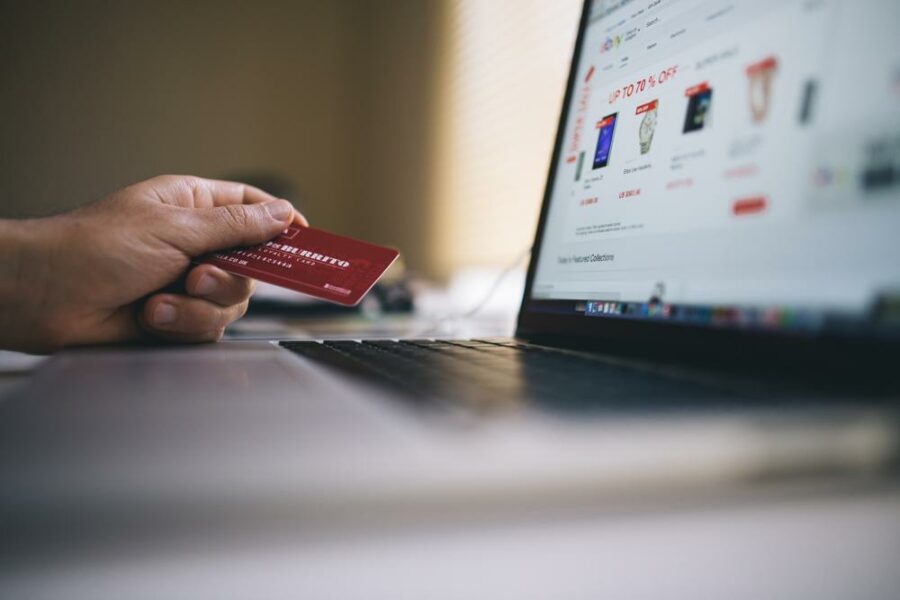 Jak skorzystać z karty podarunkowej empik online i opłacić nią zakupy?