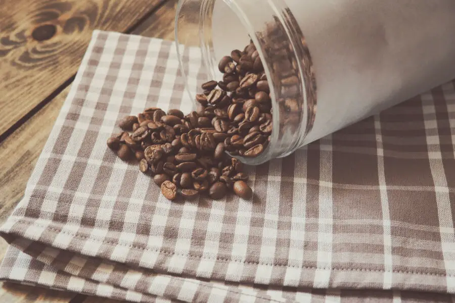Pojemniki na kawę – piękna dekoracja i utrzymanie porządku w kuchni