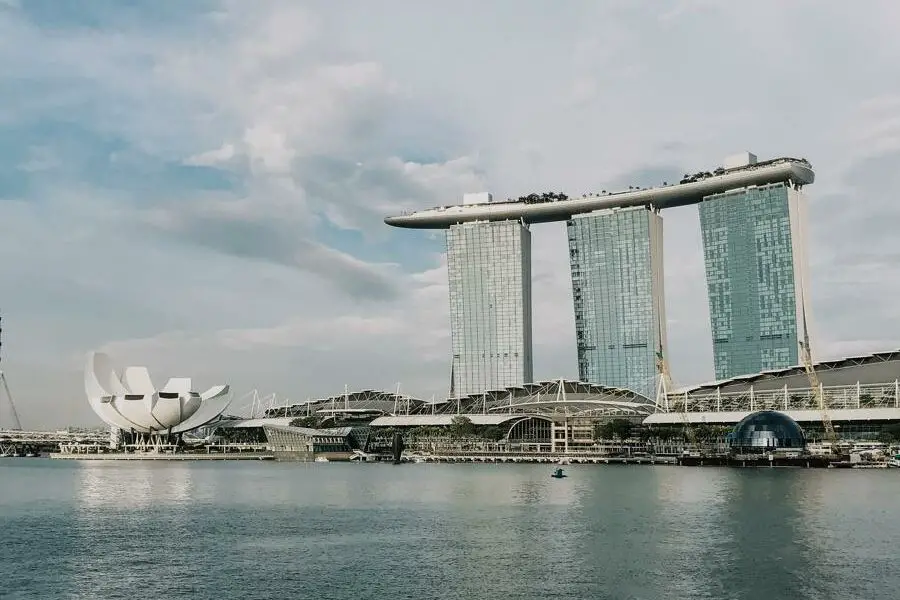 Najlepsze pamiątki i zakupy w Singapurze w 2024