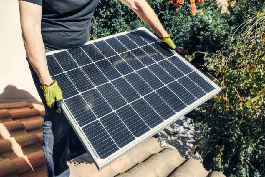 Ile kosztuje zamontowanie paneli słonecznych? – Ceny i poradnik użytkownika