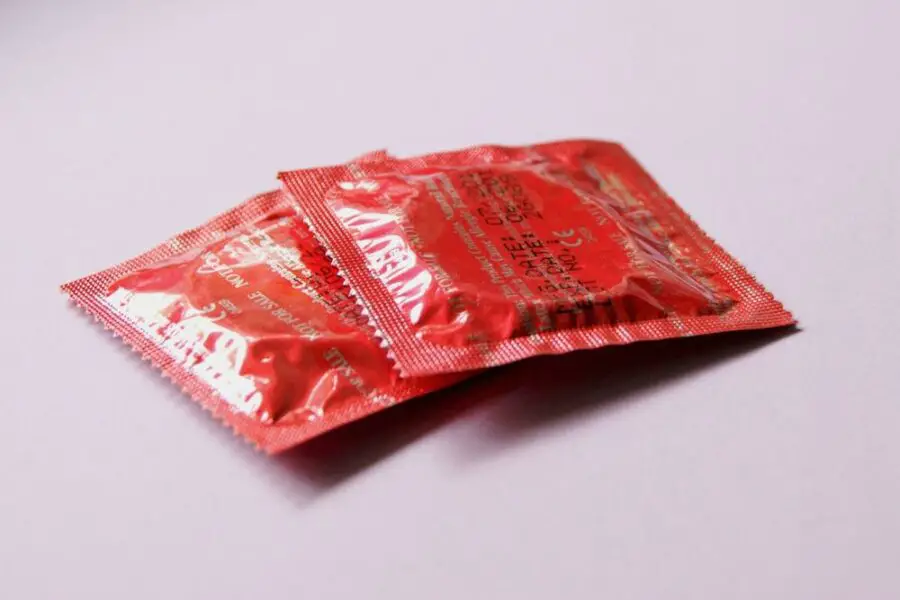 Jak i gdzie nabyć prezerwatywy w wieku 15 i 14 lat?